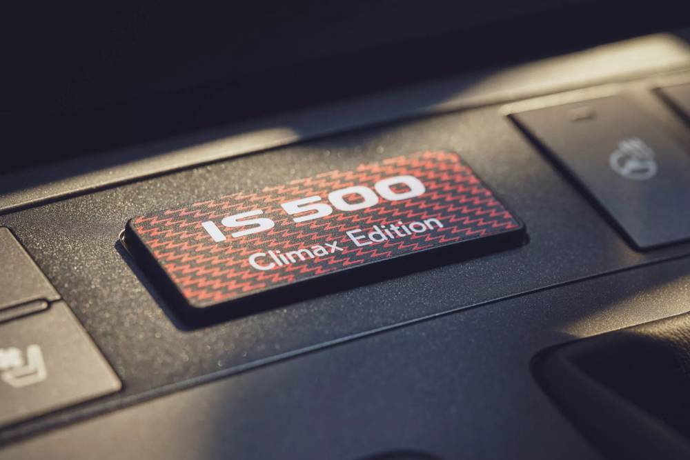 https://autogreeknews.gr/wp-content/uploads/2025/06/Lexus-IS-500-Climax-Edition-Japan-11-2048x1492-1.jpg