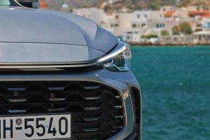 MG-ZS-Max-Hybrid+-front