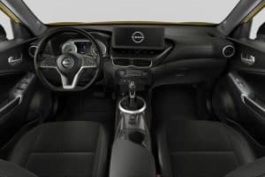 Nissan-Juke-Hybrid-Acenta-interior