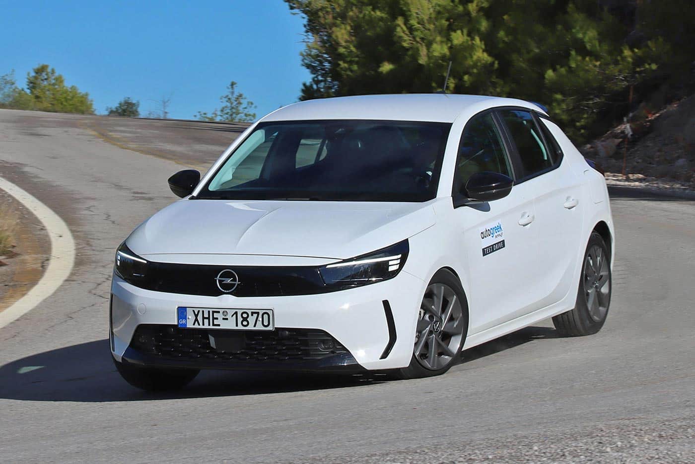 Πάρε κόσμε Opel Corsa Hybrid σε τιμή – «κέρασμα»