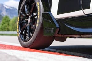 P90597702_highRes_mini-john-cooper-wor (1)