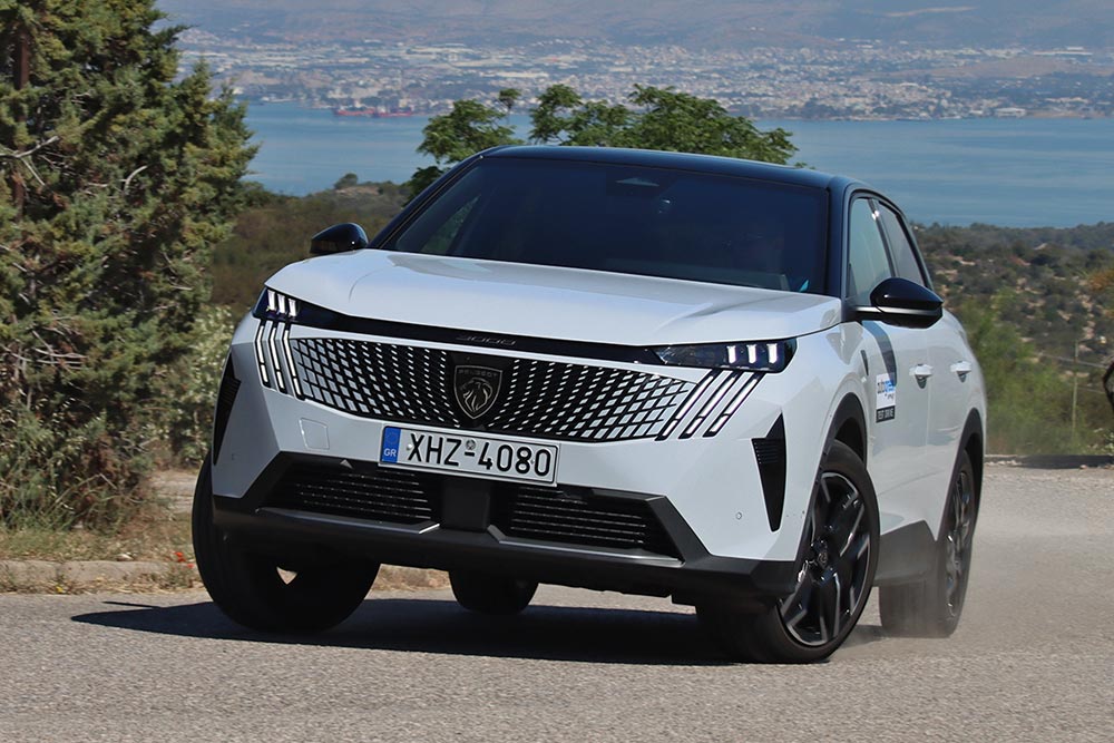 https://autogreeknews.gr/wp-content/uploads/2025/06/Peugeot-3008-1.2-Hybrid-GT-10.jpg