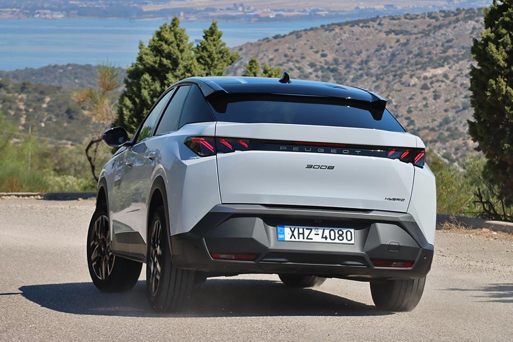 https://autogreeknews.gr/wp-content/uploads/2025/06/Peugeot-3008-1.2-Hybrid-GT-9.jpg
