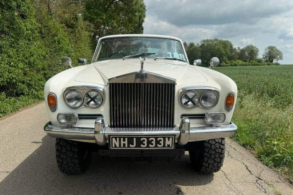 https://autogreeknews.gr/wp-content/uploads/2025/06/Rolls-Royce-Silver-Shadow-4x4-00005-2048x1536-1.jpg