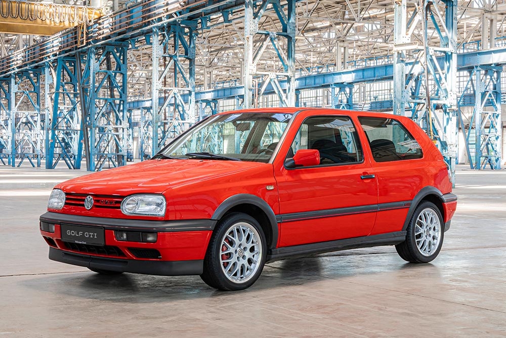 https://autogreeknews.gr/wp-content/uploads/2025/06/VW-Golf-GTI-EDITION-50-25.jpg