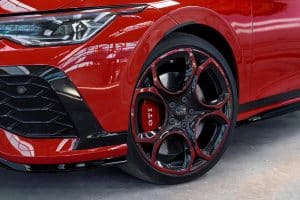 VW Golf GTI EDITION 50 (9)