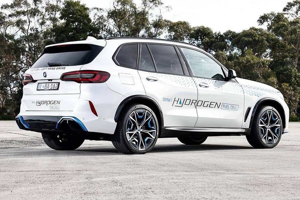 https://autogreeknews.gr/wp-content/uploads/2025/06/bmw-ix5-hydrogen-06.jpg