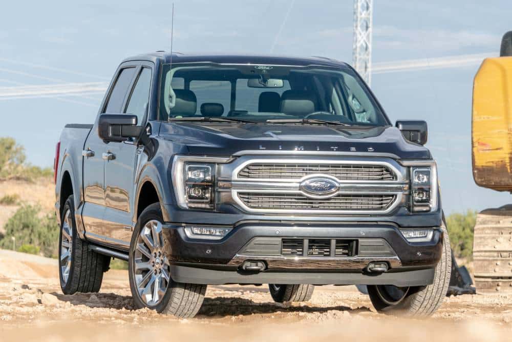 https://autogreeknews.gr/wp-content/uploads/2025/06/ford_f-150_limited_supercrew_powerboost_hybrid_19.jpg