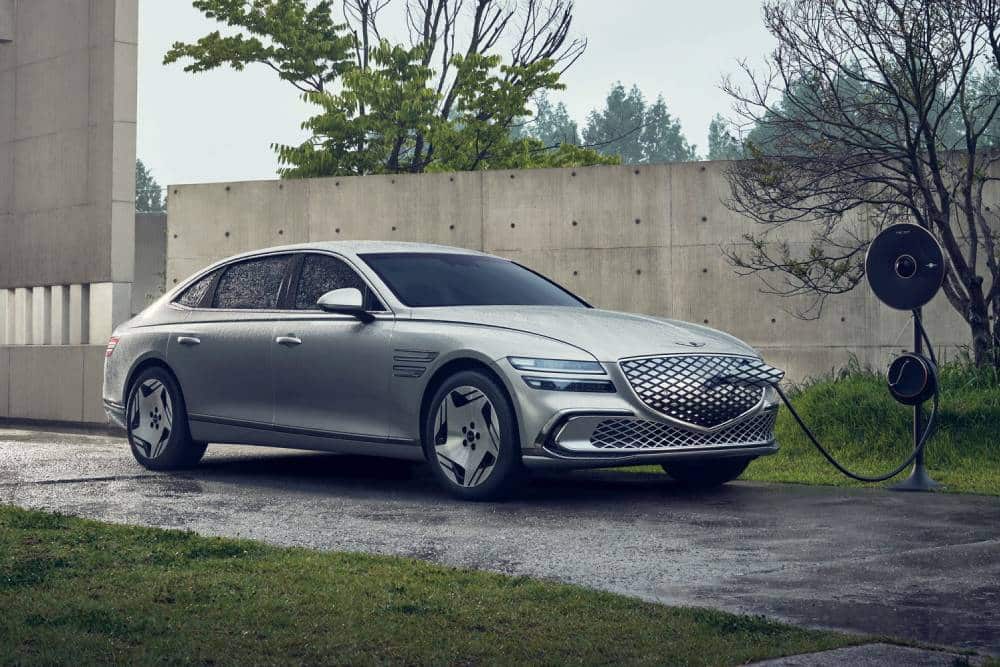 Νέο Genesis G80 Electrified φορτίζει στο «άψε-σβήσε»