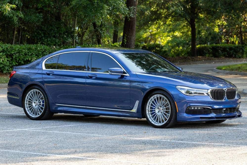 Γκάζια κλάσης με Alpina B7 xDrive 600 ίππων