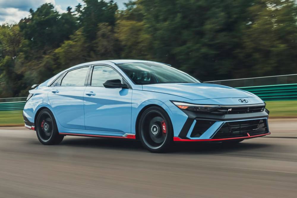 Σπάει ταμεία το Hyundai Elantra και το Elantra N