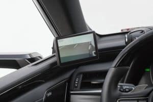 lexus_es_300h_with_digital_side-view_monitor_806