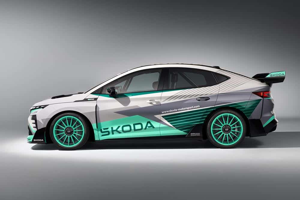 https://autogreeknews.gr/wp-content/uploads/2025/06/new_skoda_enyaq_rs_race-6.jpg