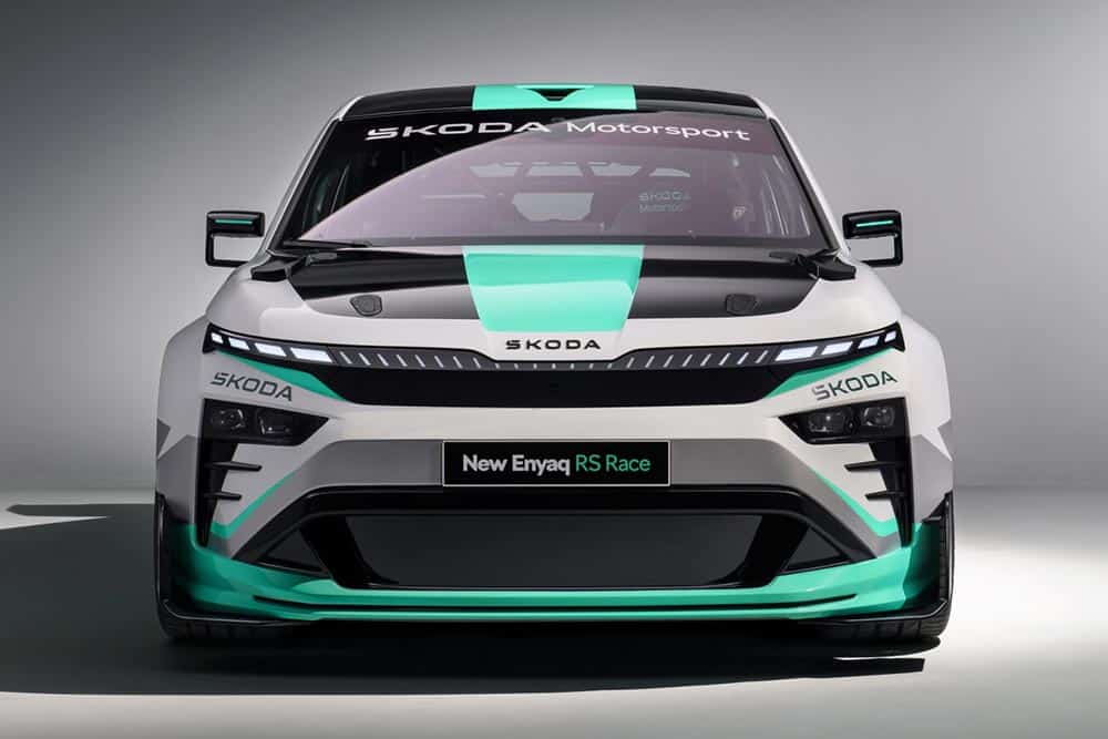 https://autogreeknews.gr/wp-content/uploads/2025/06/new_skoda_enyaq_rs_race-9.jpg