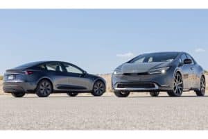 tesla model 3 vs toyota prius 02