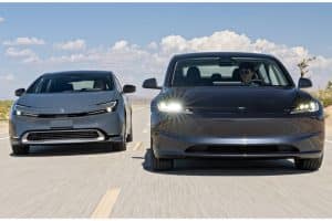 tesla model 3 vs toyota prius 03