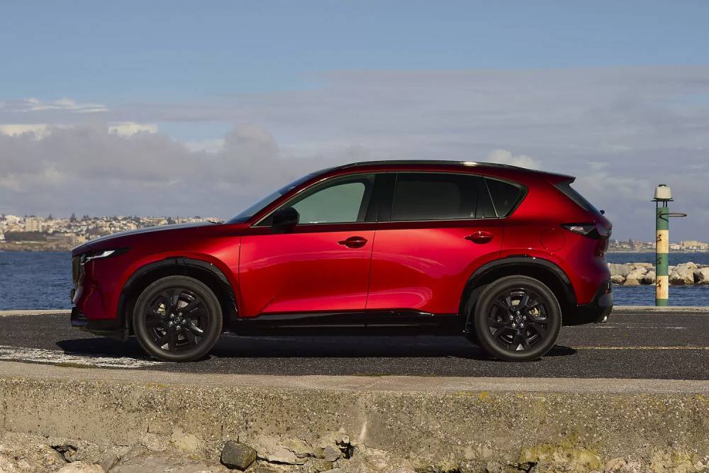 https://autogreeknews.gr/wp-content/uploads/2025/07/2026-Mazda-CX-5-709-13.jpg
