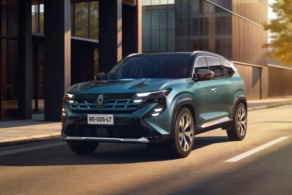 https://autogreeknews.gr/wp-content/uploads/2025/07/2026-Renault-Boreal-710-37-2048x1152-1.jpg