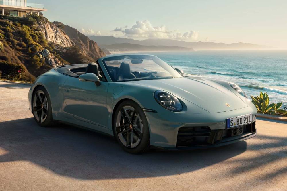 https://autogreeknews.gr/wp-content/uploads/2025/07/2026-porsche-911-3.jpg