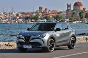 Alfa Romeo Junior Ibrida Aigina (1)