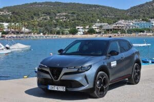 Alfa Romeo Junior Ibrida Aigina (10)