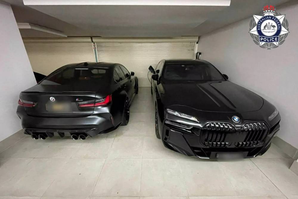 https://autogreeknews.gr/wp-content/uploads/2025/07/Australian-Police-Seize-Supercars-24_result22-2048.jpg