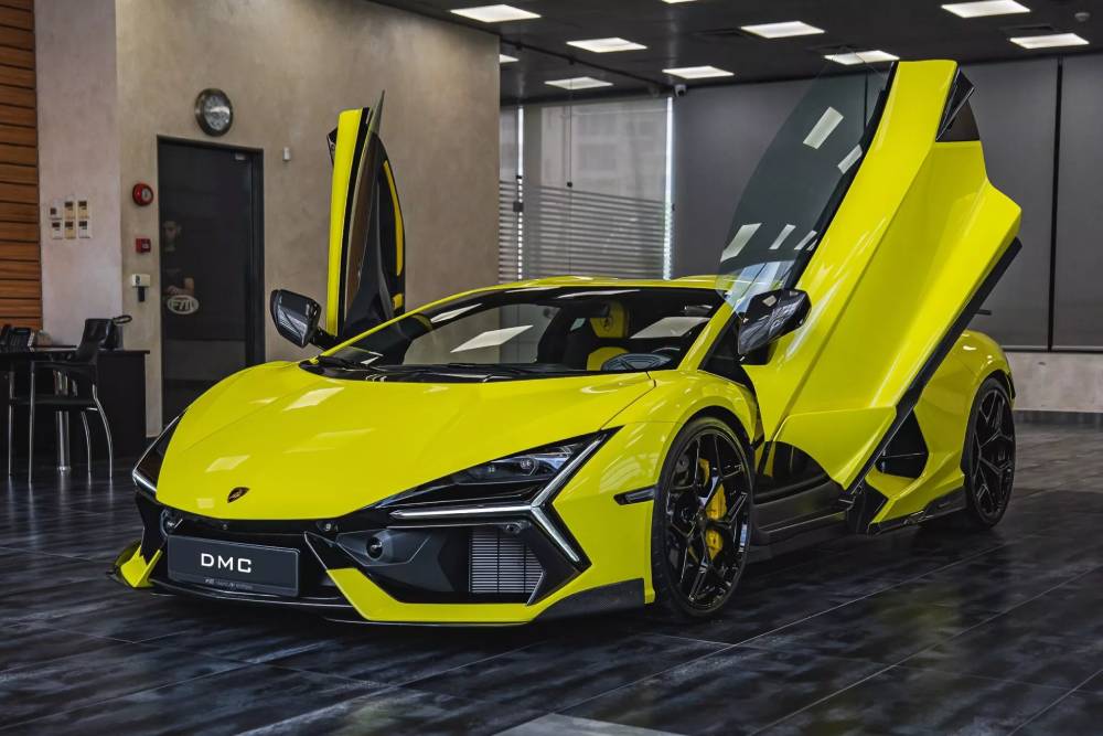 «Φτερουγίζει» η Lamborghini Revuelto Integrale