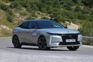 DS 4 1.2 Hybrid 145 (24)