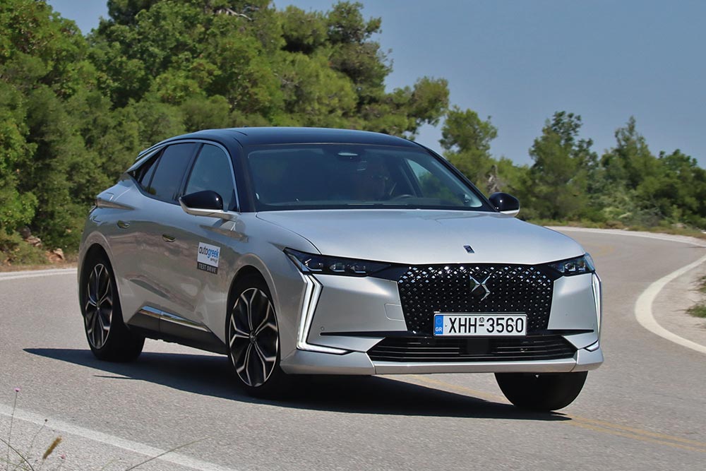 https://autogreeknews.gr/wp-content/uploads/2025/07/DS-4-1.2-Hybrid-145-27.jpg