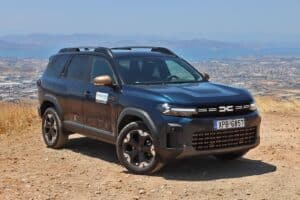 Dacia Bigster 1.2 140 (1)