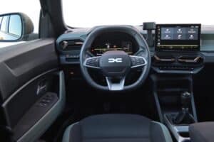 Dacia Bigster 1.2 140 (17)