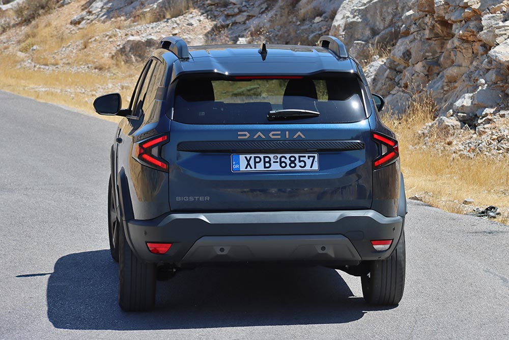 https://autogreeknews.gr/wp-content/uploads/2025/07/Dacia-Bigster-1.2-140-31.jpg