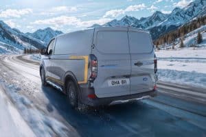 E-Transit_Custom_Trail_AWD_2 (1)