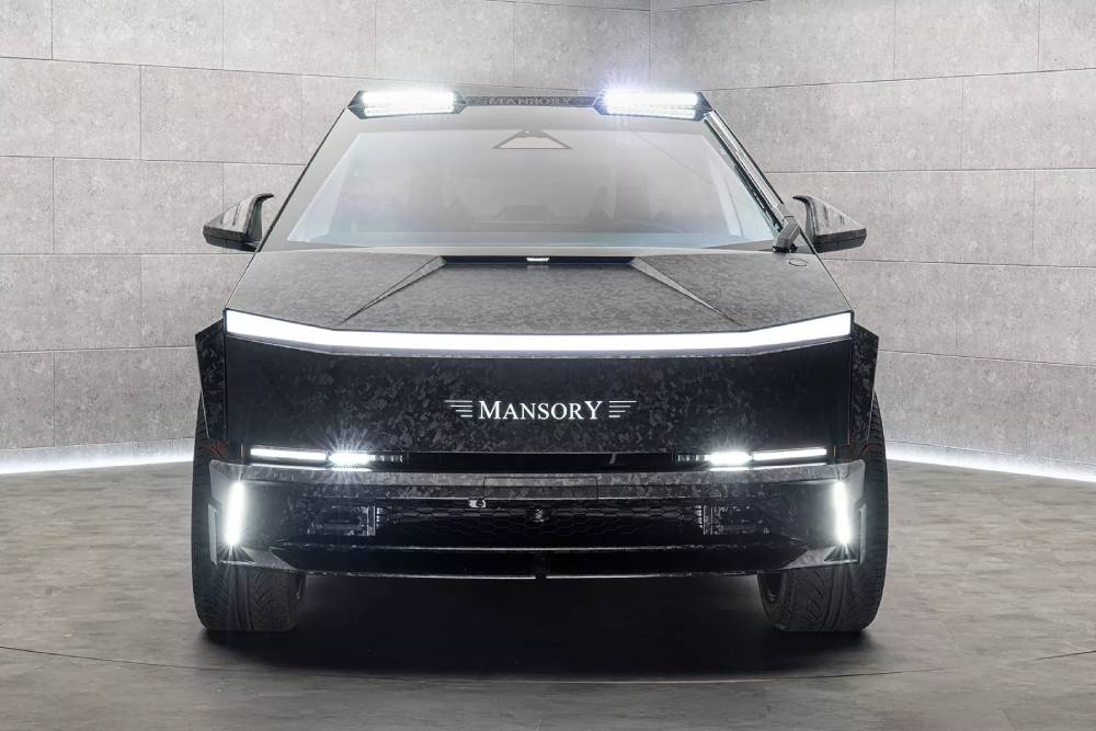 https://autogreeknews.gr/wp-content/uploads/2025/07/Mansory-Tesla-Cybertruck-Elongation-Evo-3.jpg