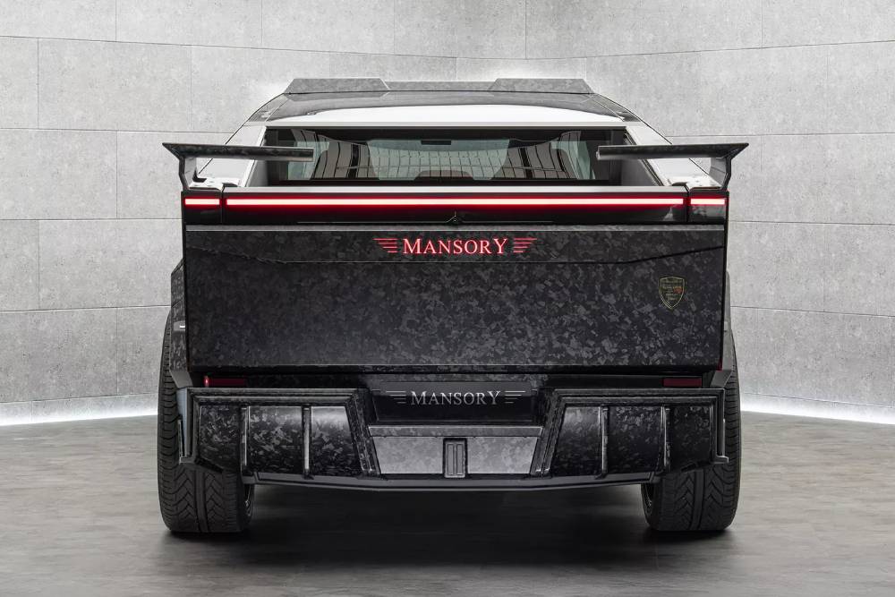 https://autogreeknews.gr/wp-content/uploads/2025/07/Mansory-Tesla-Cybertruck-Elongation-Evo-4.jpg