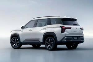 Mitsubishi-Destinator-(2)