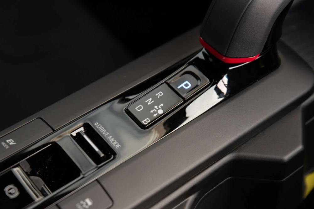 Τι κάνει το «B» στο αυτόματο κιβώτιο;