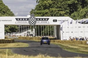 bentley-bentayga-speed-smashes-goodwood-hillclimb- (2)