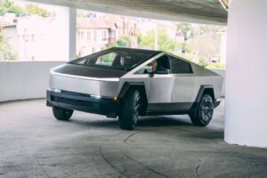 cybertruck suspension