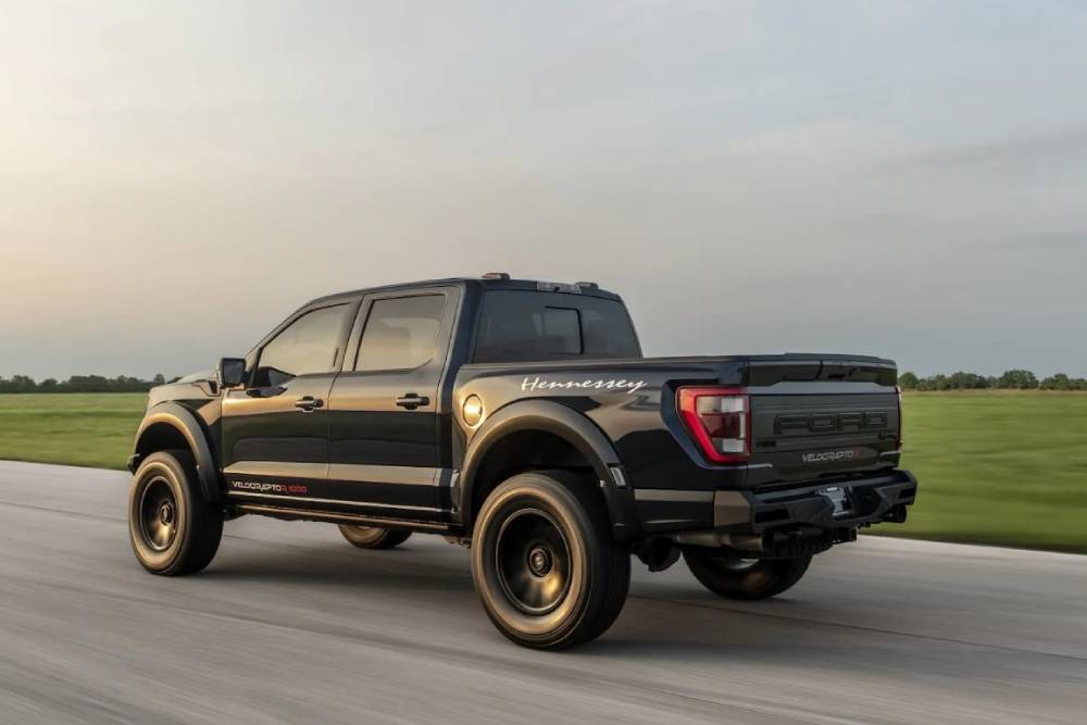 https://autogreeknews.gr/wp-content/uploads/2025/07/ford-velociraptor-1000-09.jpg