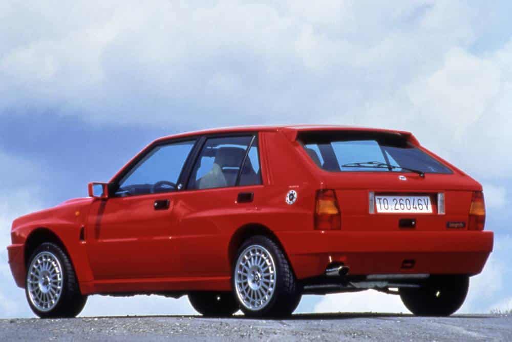 https://autogreeknews.gr/wp-content/uploads/2025/07/lancia_delta_hf_integrale_81.jpg