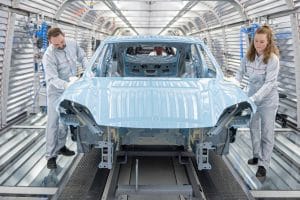 macan-number-1000000-rolls-off-the-assembly-line-a (2)