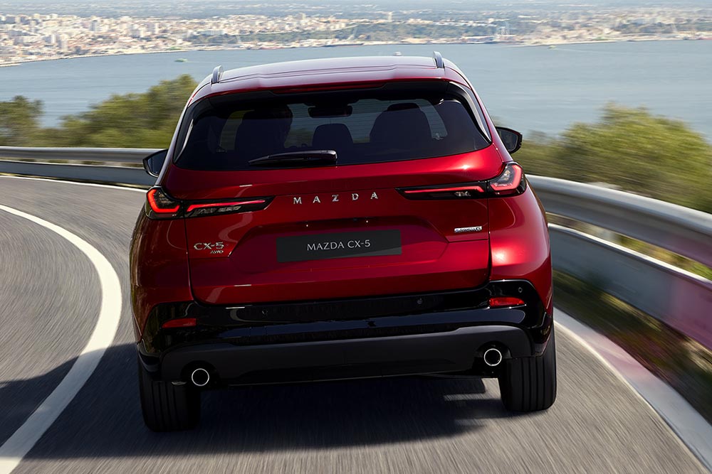 https://autogreeknews.gr/wp-content/uploads/2025/07/mazda_cx-5_2025-rear.jpg