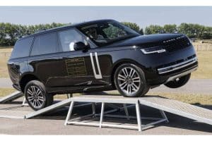 range-rover-elettrica-goodwood-2025