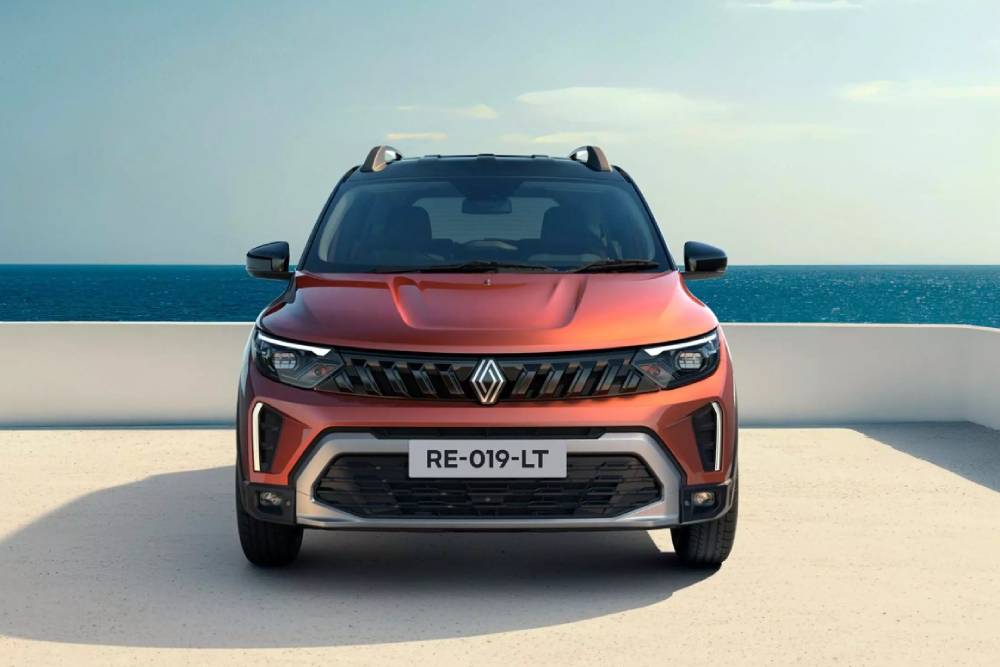 https://autogreeknews.gr/wp-content/uploads/2025/07/renault-triber-05.jpg