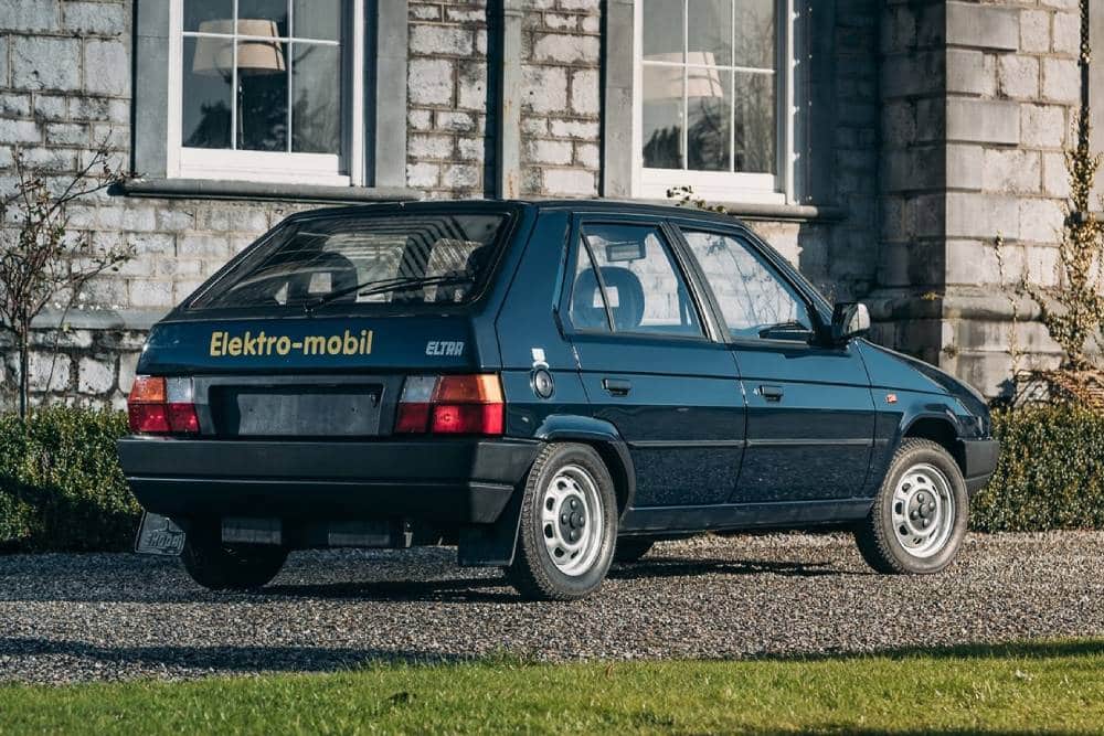 https://autogreeknews.gr/wp-content/uploads/2025/07/skoda-favorit-elektro-16.jpg