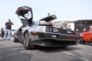 the-delorean-dmc-12-finally-gets-the-engine-it-des