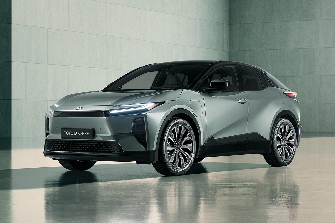 Οι τιμές των νέων Toyota C-HR+ και bZ4X