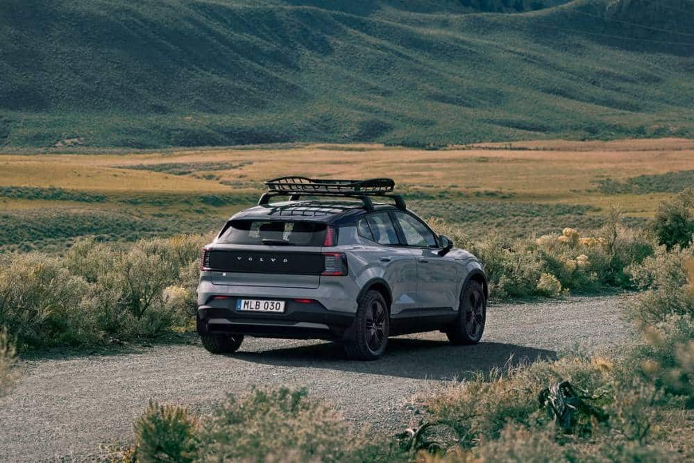 https://autogreeknews.gr/wp-content/uploads/2025/07/volvo-ex30-cross-country-04.jpg