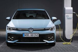vw-golf-gte-2024 (1)